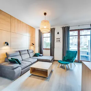  Apartament Greenwood With Terrace - Neptun Park By Oneapartments