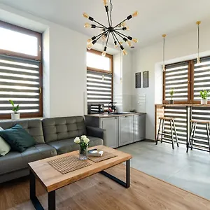 Neo Unique & Bright Apartments, Free Parking, 15min Old Town & Kazimierz - By Homelike , Kraków Polska